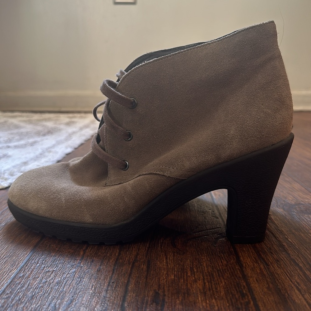 Aerosoles Taupe Boots With Heels 8 - Picture 5 of 7